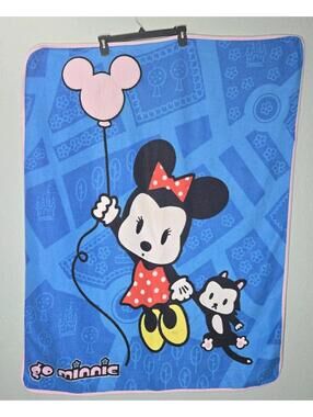RARE VTG Disney Parks Go Minnie Pop Art Throw Blanket Disney World 50" X 40"